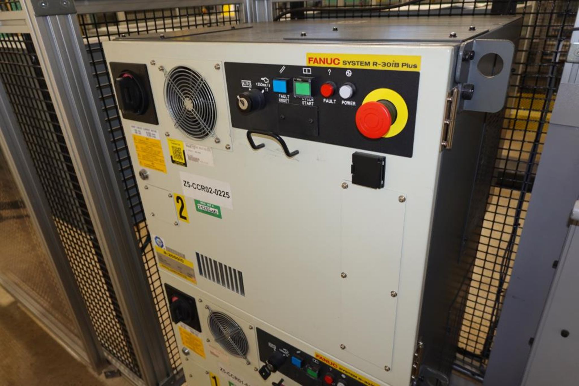 Fanuc Robot Corporation Six-Axis Material - Image 13 of 16