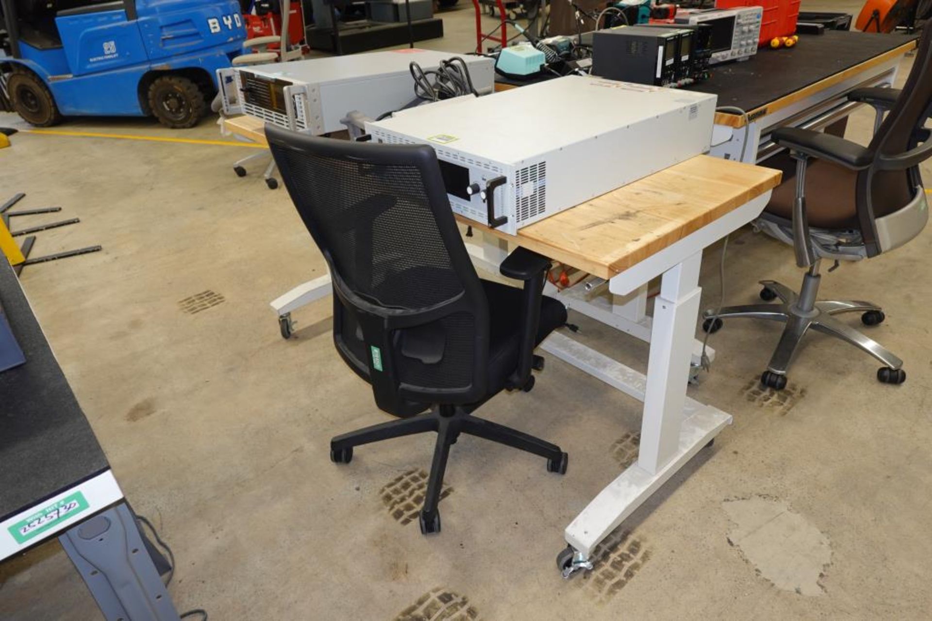 Adjustable Height Workbenches, Chairs, Toolbox - Image 9 of 19