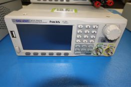 Function/Arbitrary Waveform Generator