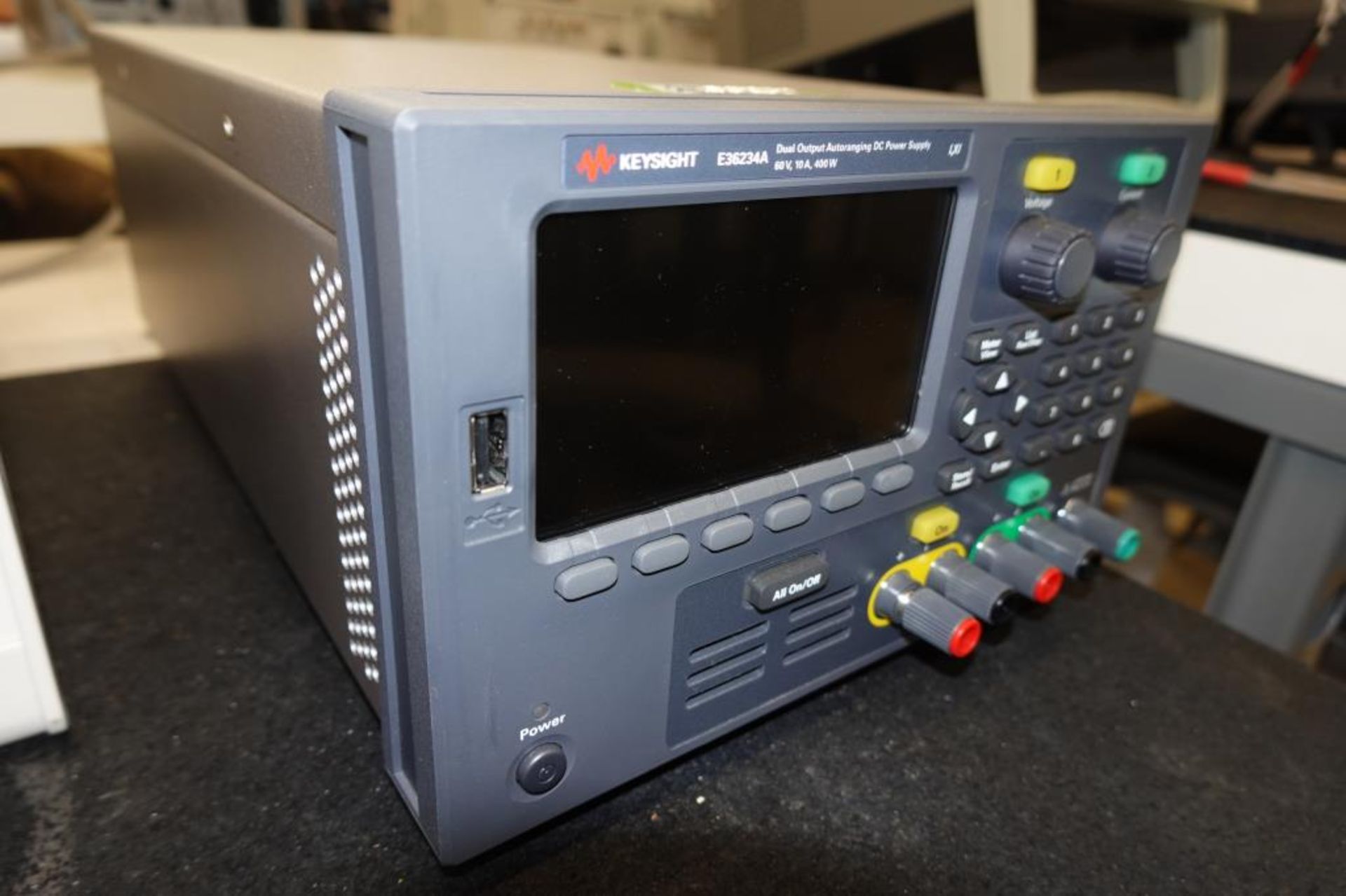 Dual Output Auto DC Power Supply - Image 2 of 5