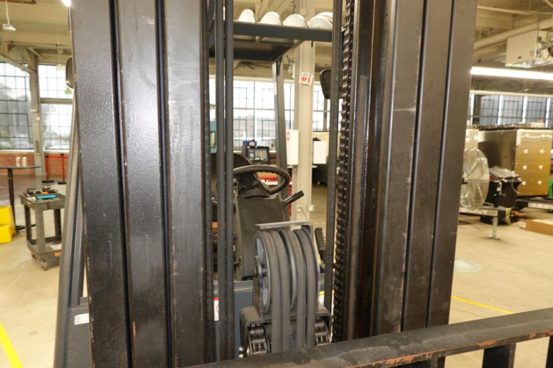 Electric Forklift, 4500 lb. Lift Cap. 3-Stage - Image 7 of 18