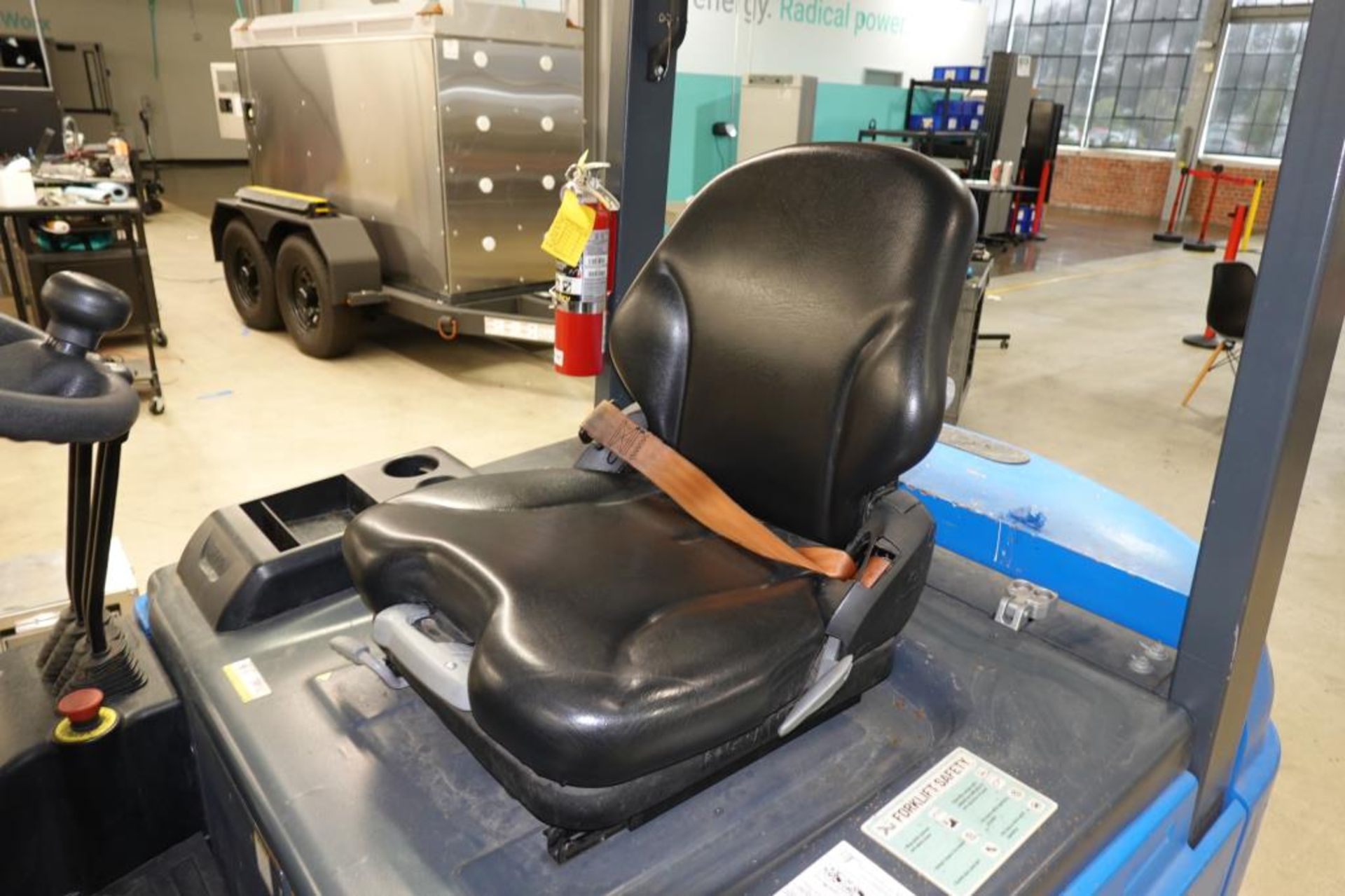 Electric Forklift, 4500 lb. Lift Cap. 3-Stage - Image 15 of 18