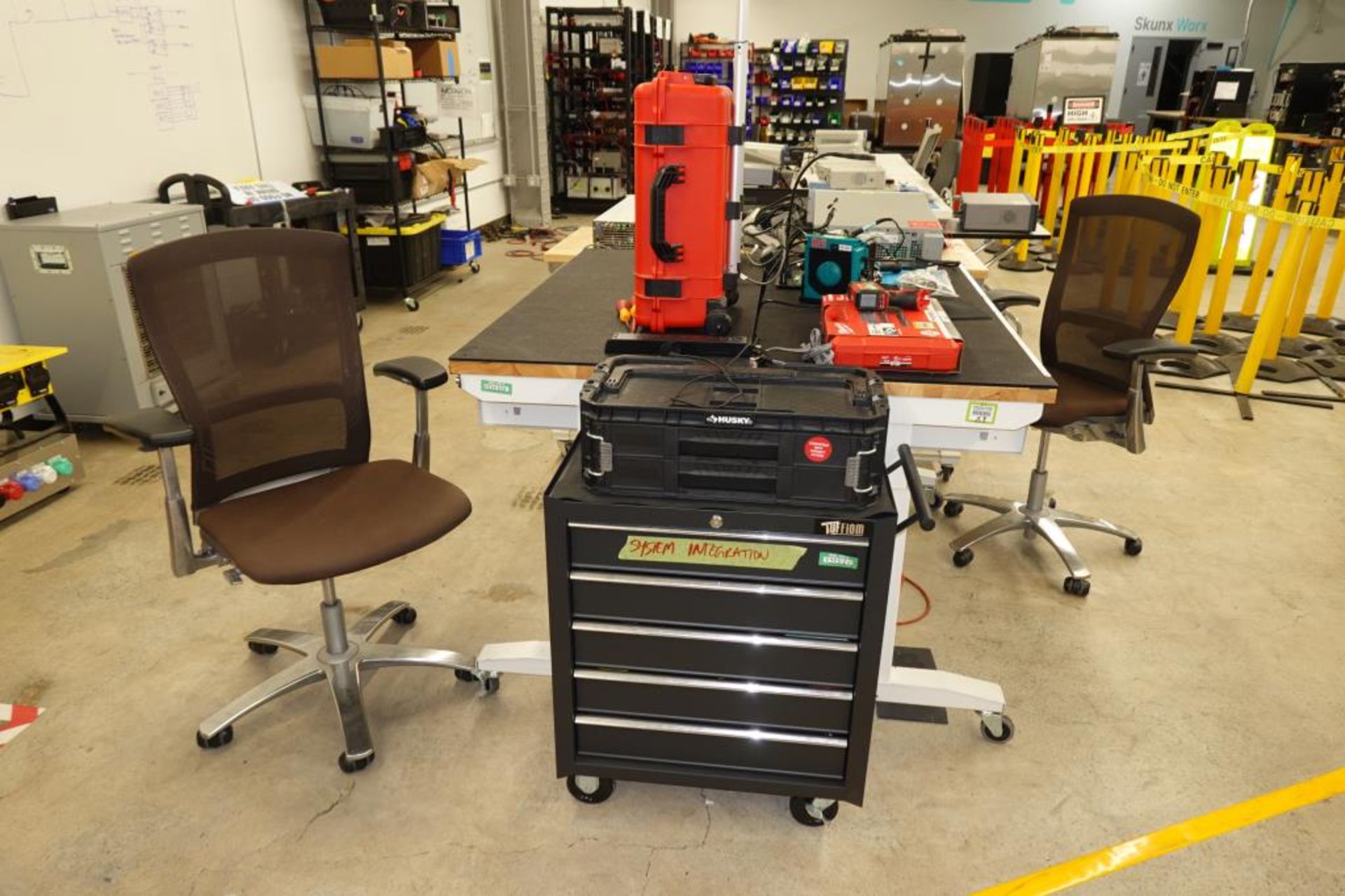 Adjustable Height Workbenches, Chairs, Toolbox - Image 19 of 19