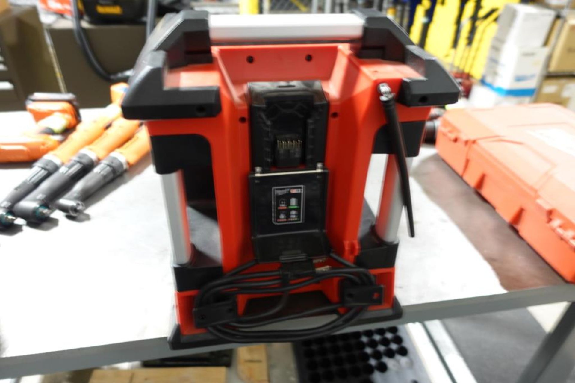 Milwaukee 2 In 1 Battery Charger & Stereo - Image 2 of 4