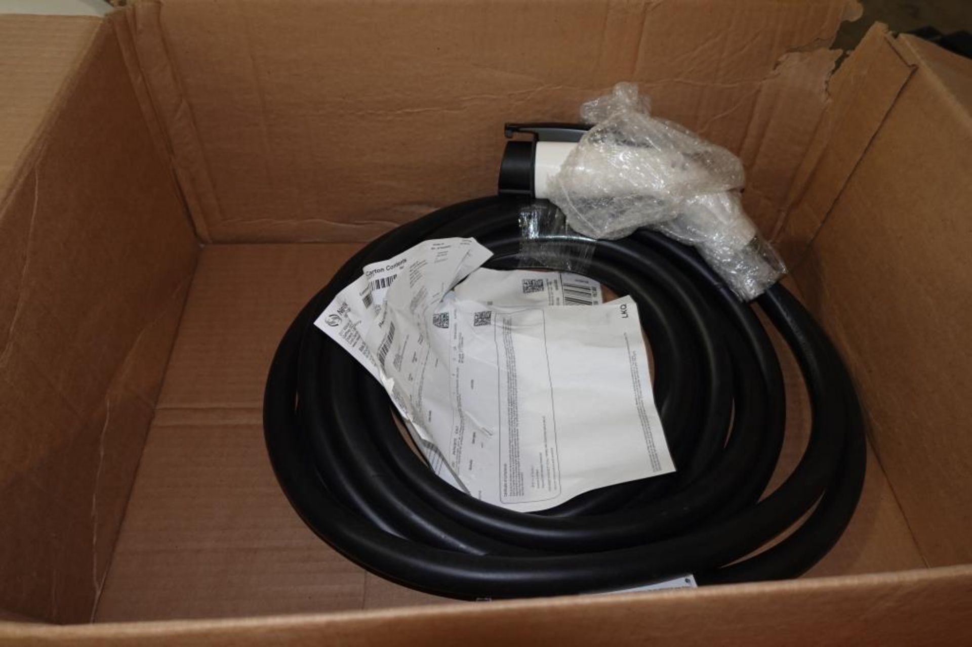 WattZilla Duo 2-Outlet EV Battery Charging - Image 12 of 14