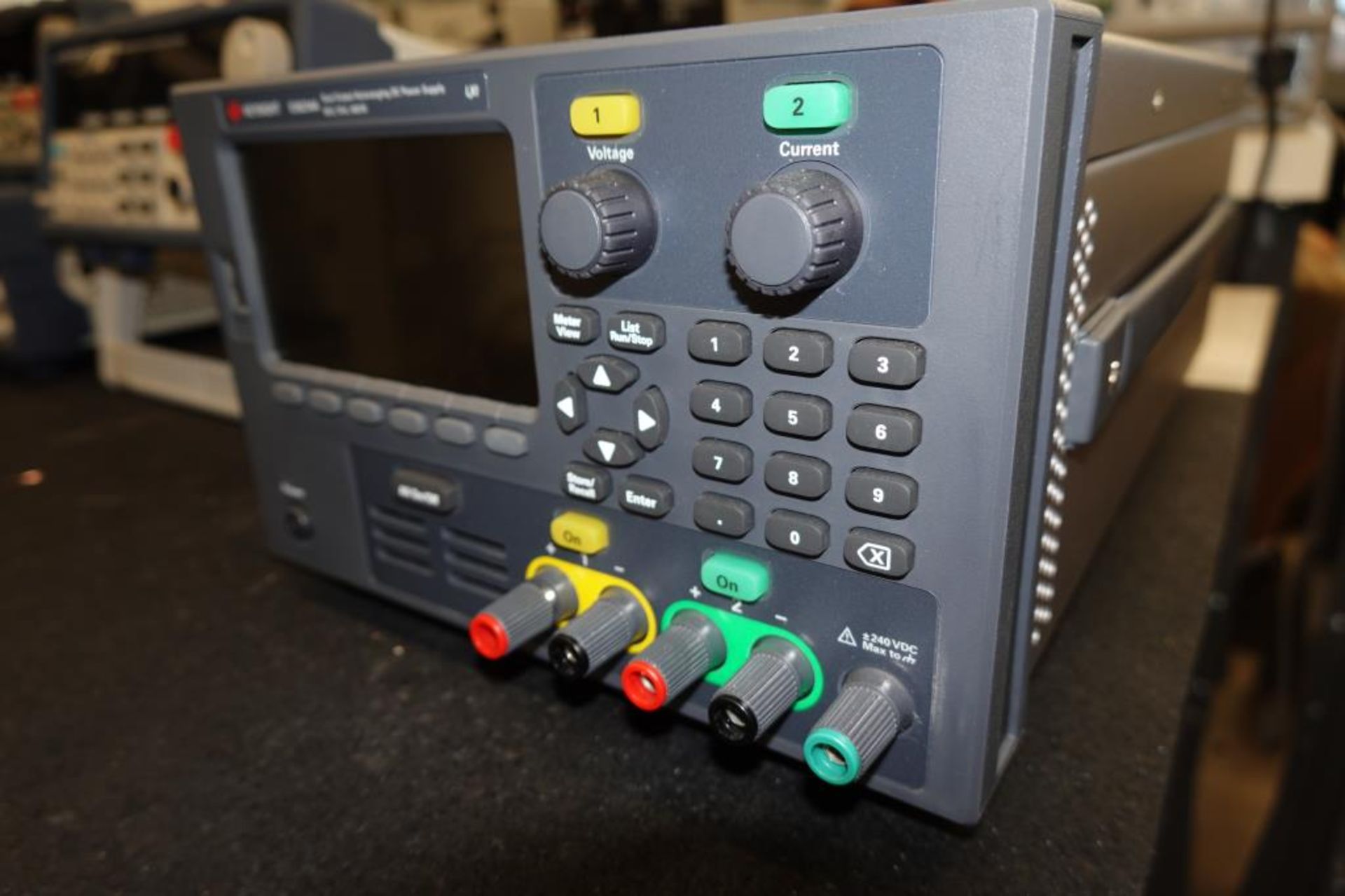 Dual Output Auto DC Power Supply - Image 3 of 5