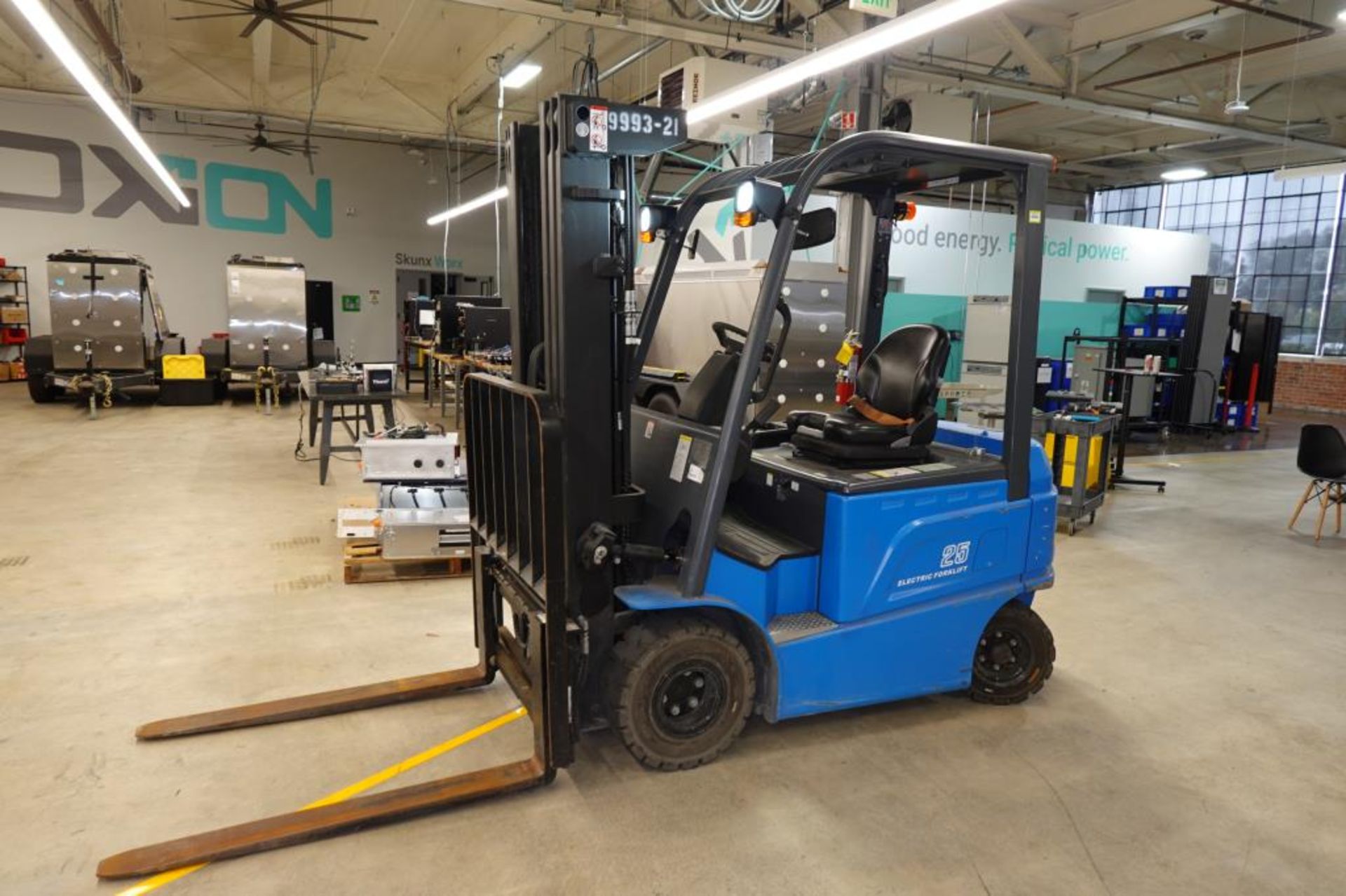 Electric Forklift, 4500 lb. Lift Cap. 3-Stage - Image 18 of 18
