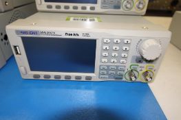 Function/Arbitrary Waveform Generator