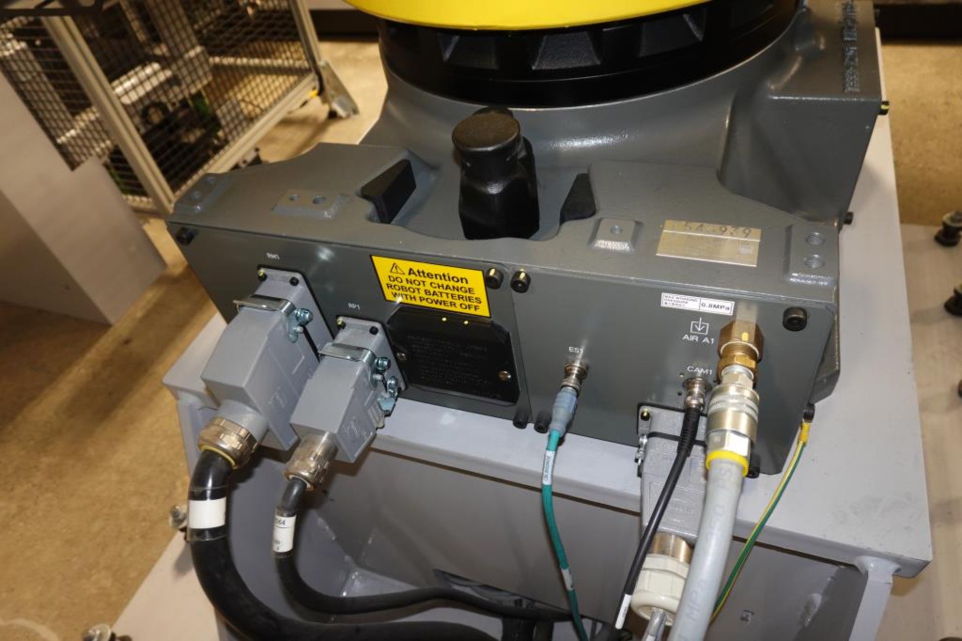 Fanuc Robot Corporation Six-Axis Material - Image 8 of 16