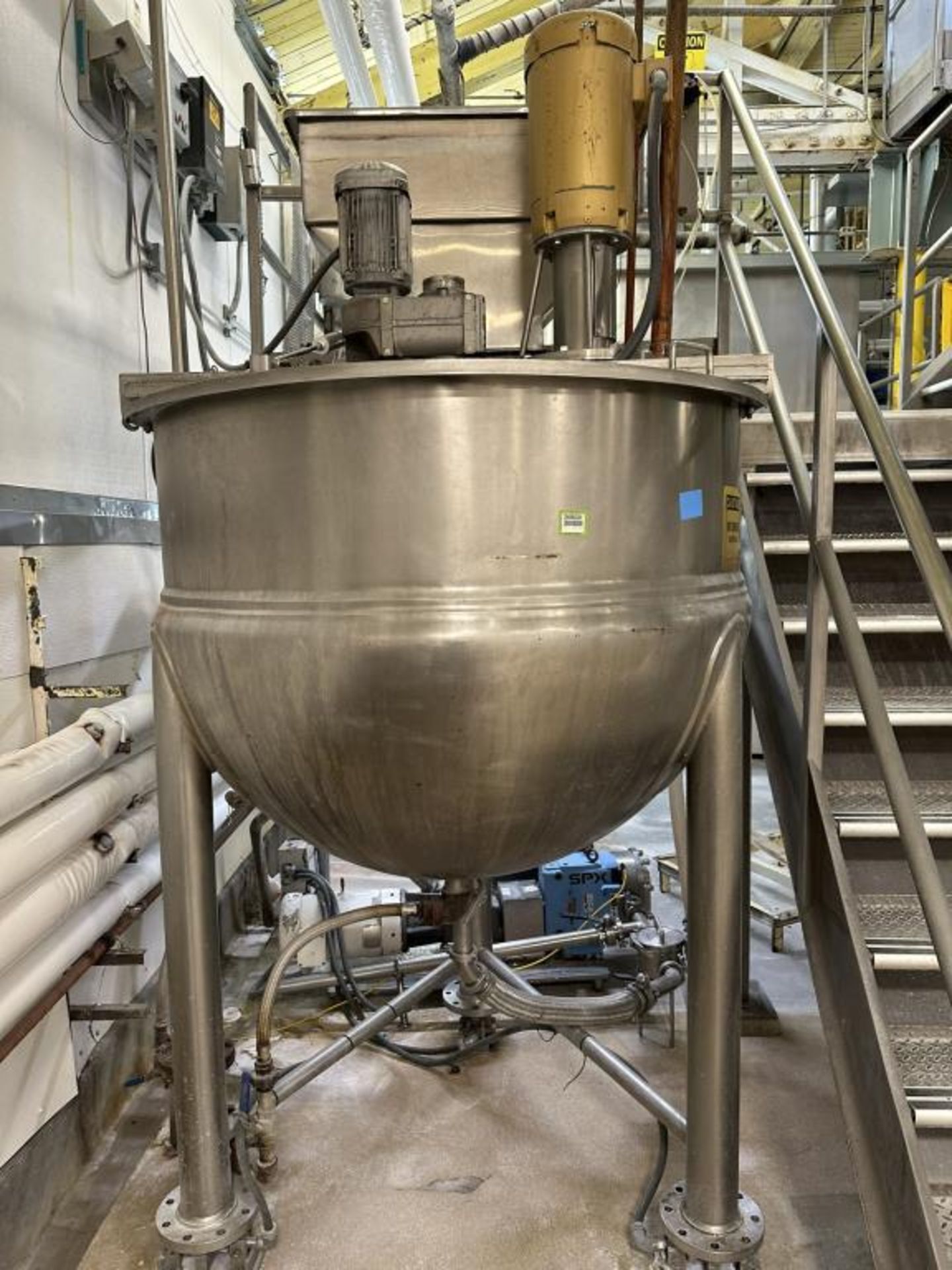 Steam Jacketed Mixing Tank and Agitator - Image 2 of 10