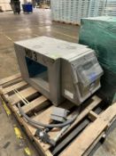 Loma IQ+ Metal Detector