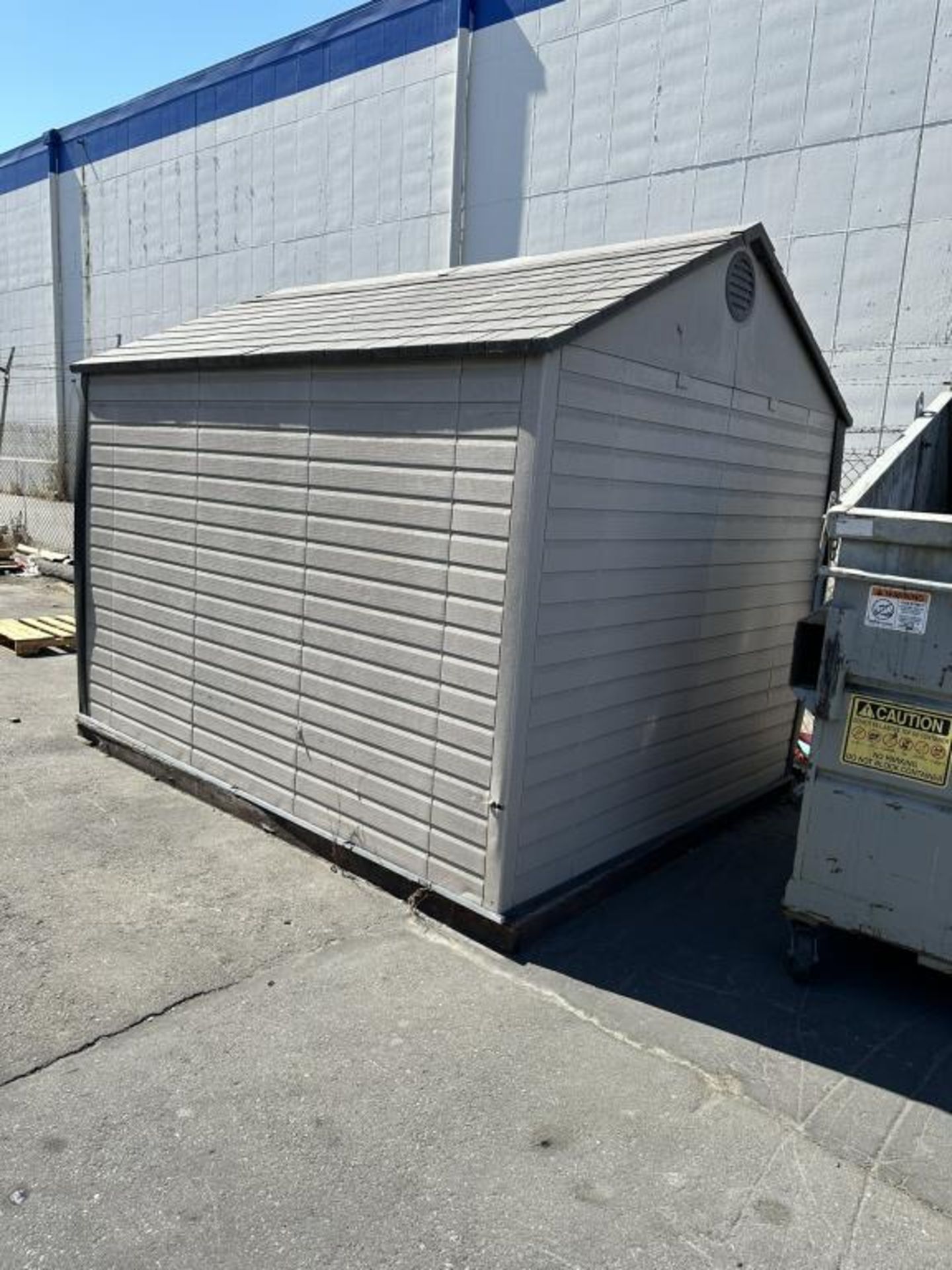 Plastic Shed - Image 2 of 3