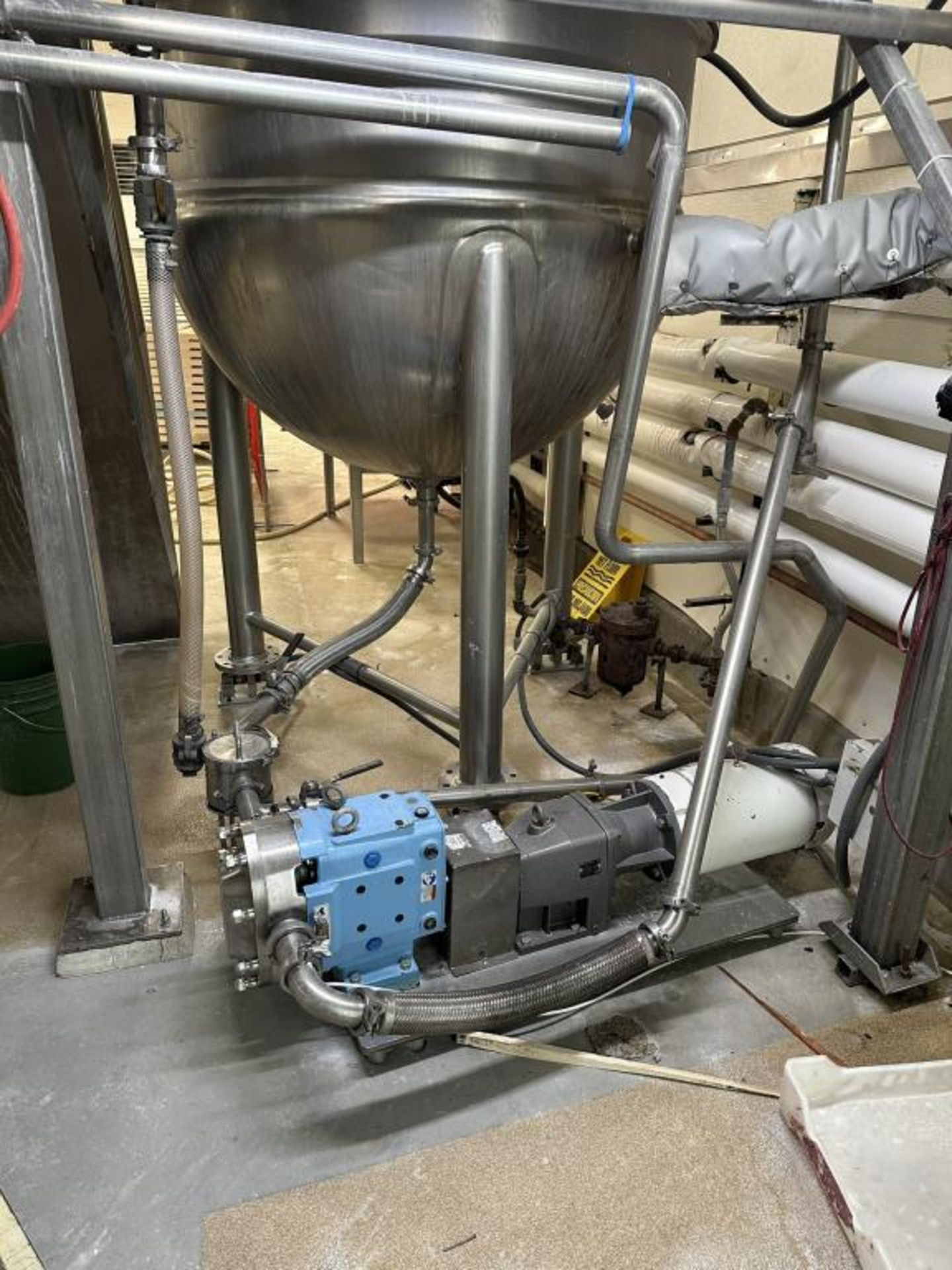 Steam Jacketed Mixing Tank and Agitator - Image 3 of 10