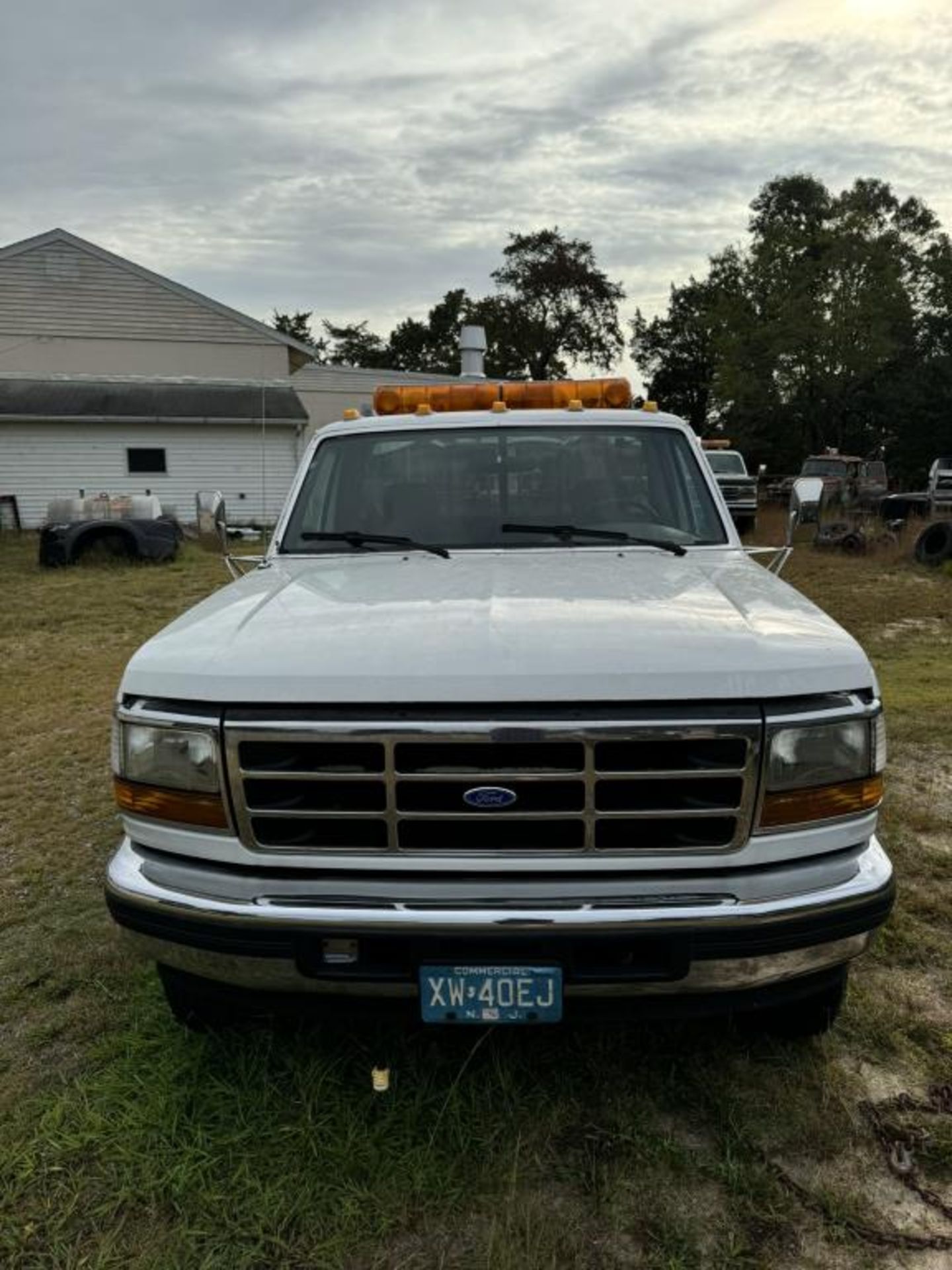 1992 Ford Tow Truck Wrecker - Image 2 of 26