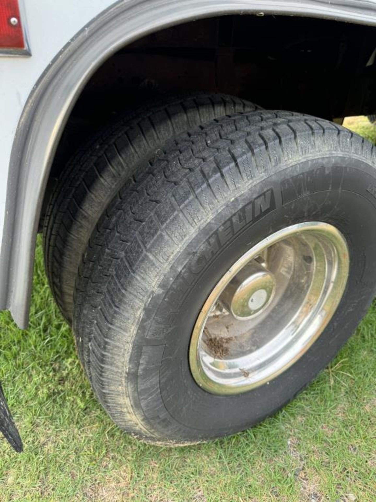 1992 Ford Tow Truck Wrecker - Image 5 of 26