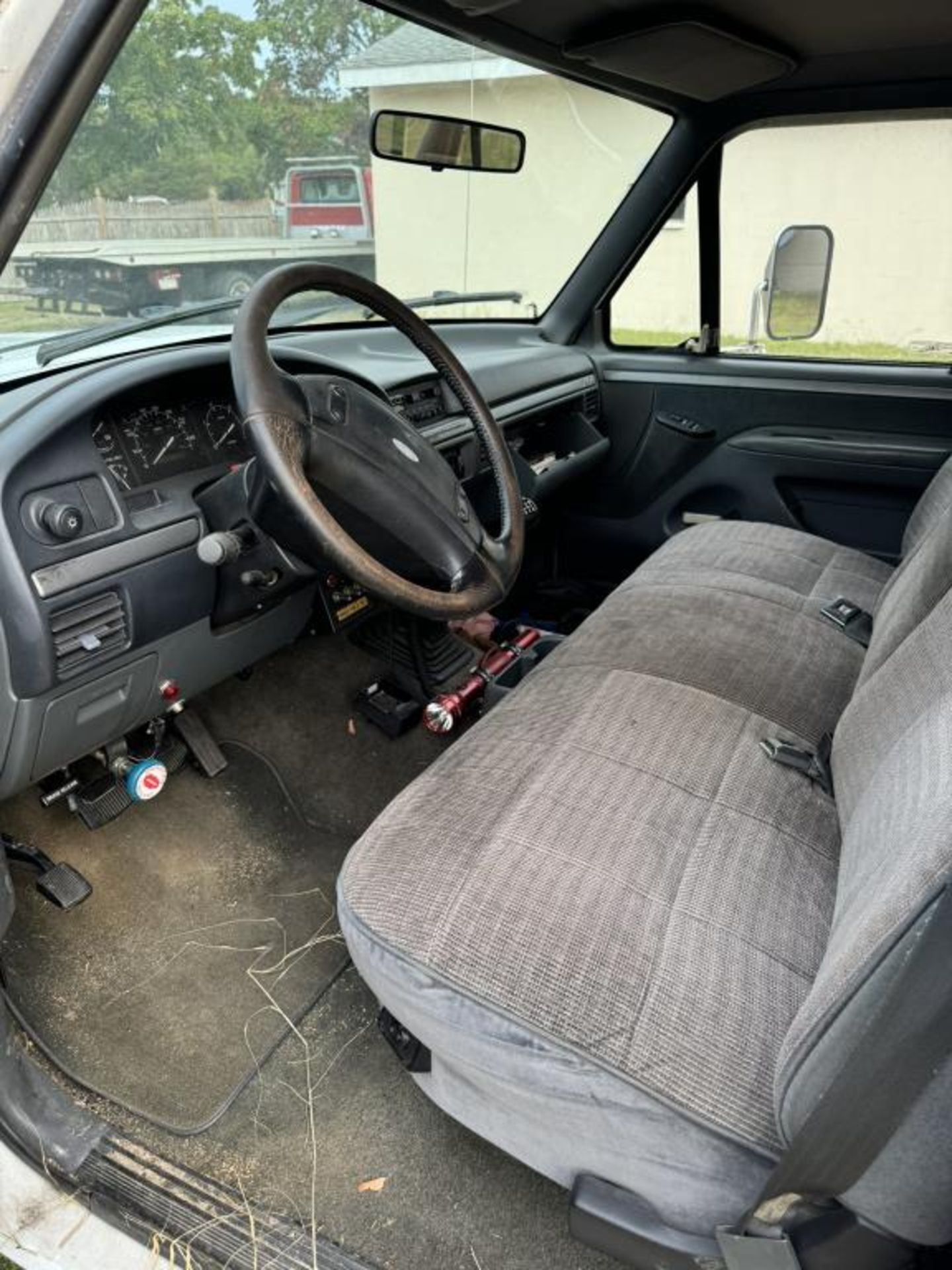 1992 Ford Tow Truck Wrecker - Image 20 of 26