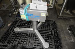 TDC TD400 Tablet Deduster