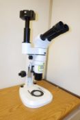 Amscope Stereozoom Microscope w- Camera