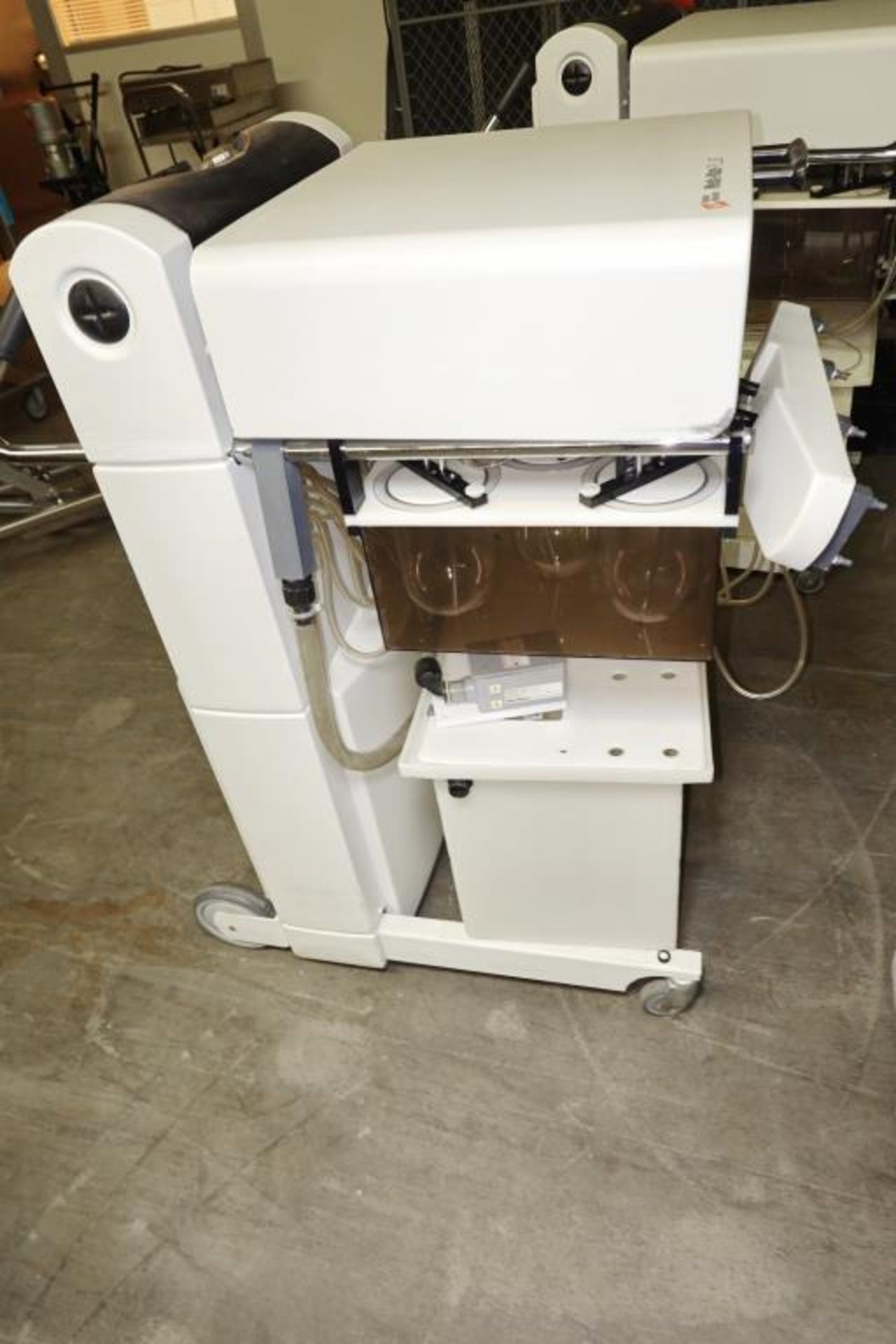 Hanson Research Automatic Dissolution System - Image 3 of 11