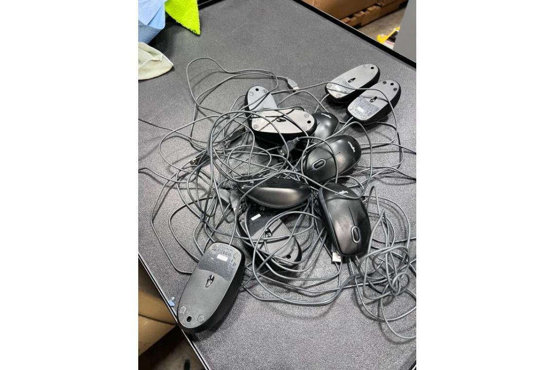 Dell Computer Accessories - Image 6 of 7