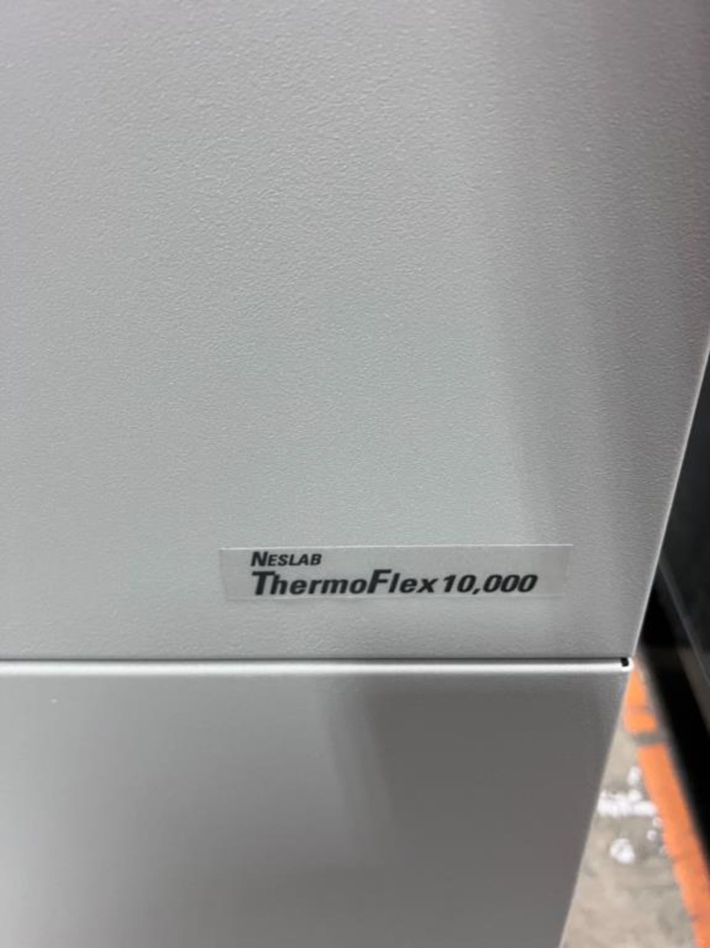 Thermo Scientific ThermoFlex Recirculating - Image 2 of 3