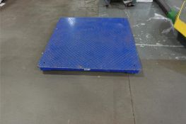 Platform Scale w/ Digital Readout