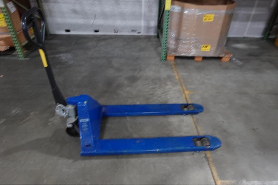 Uline Pallet Jack - Image 1 of 4