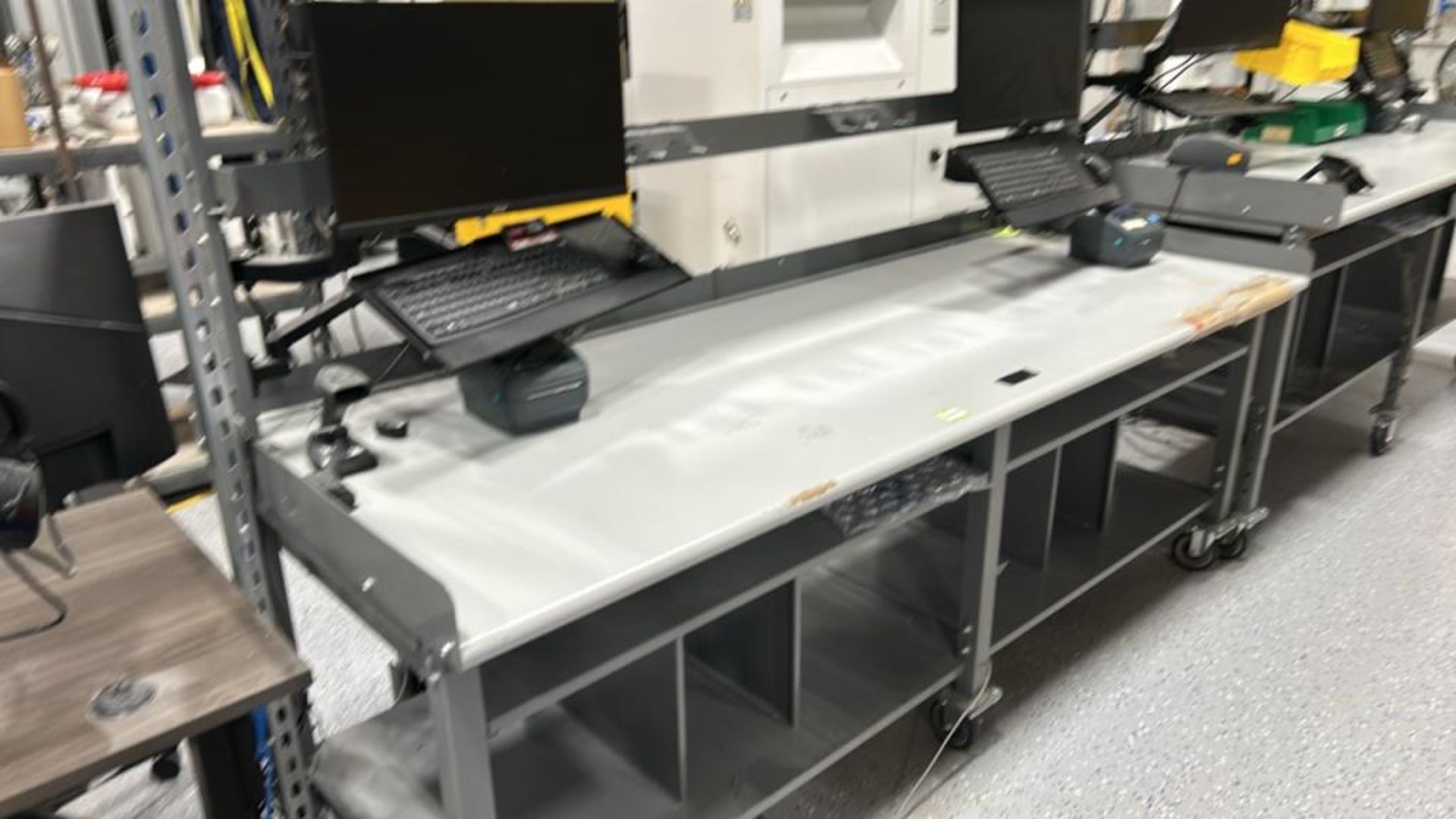 Storopack Shipping Bench and Contents
