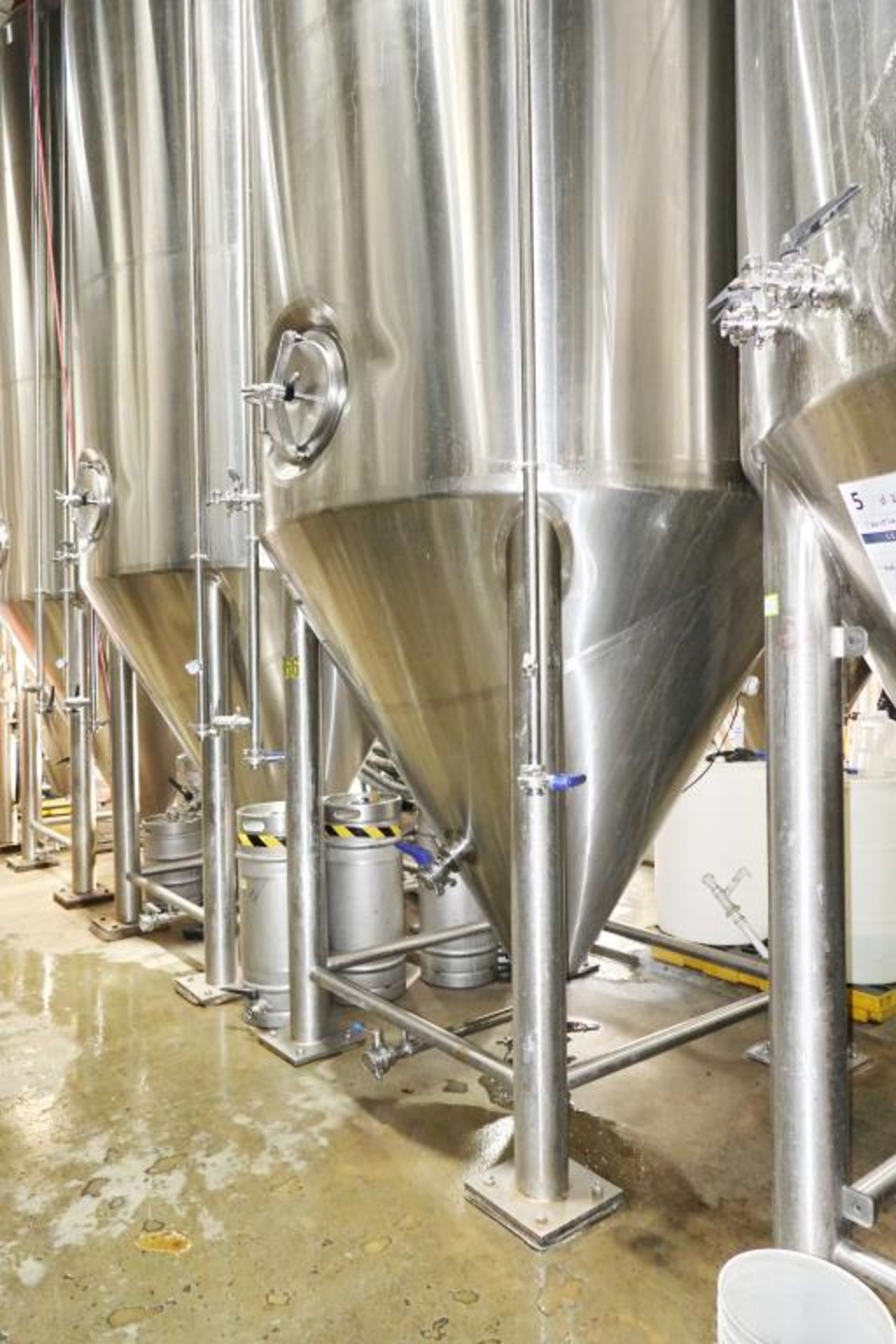 SS 120 BBL Fermenter Tank - Image 7 of 8
