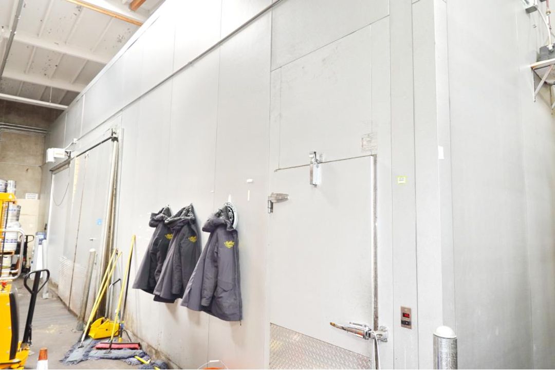 Walk In Cold Storage Room - Image 6 of 25