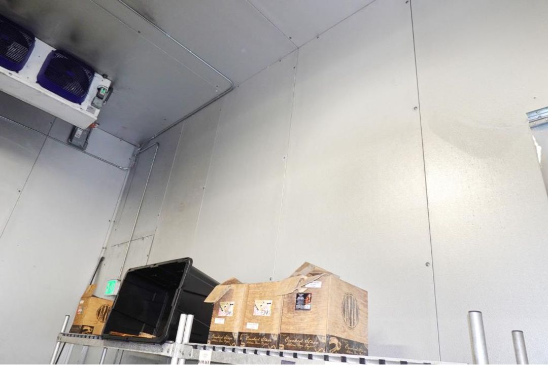 Walk In Cold Storage Room - Image 20 of 25