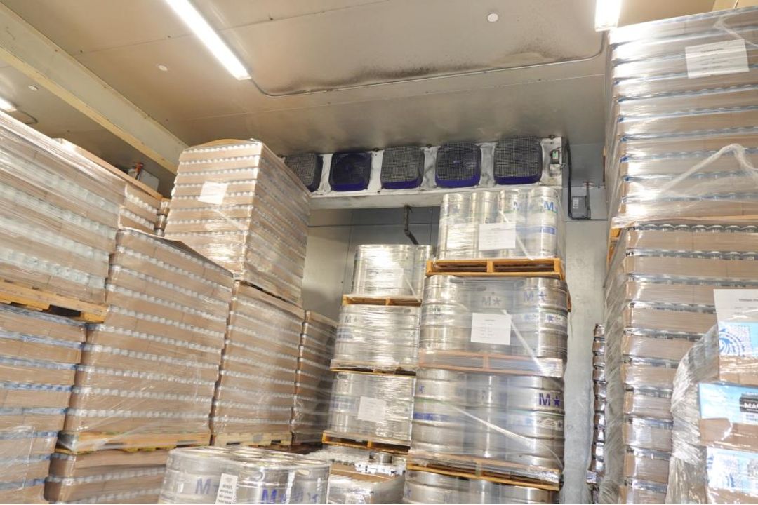 Walk In Cold Storage Room - Image 14 of 25