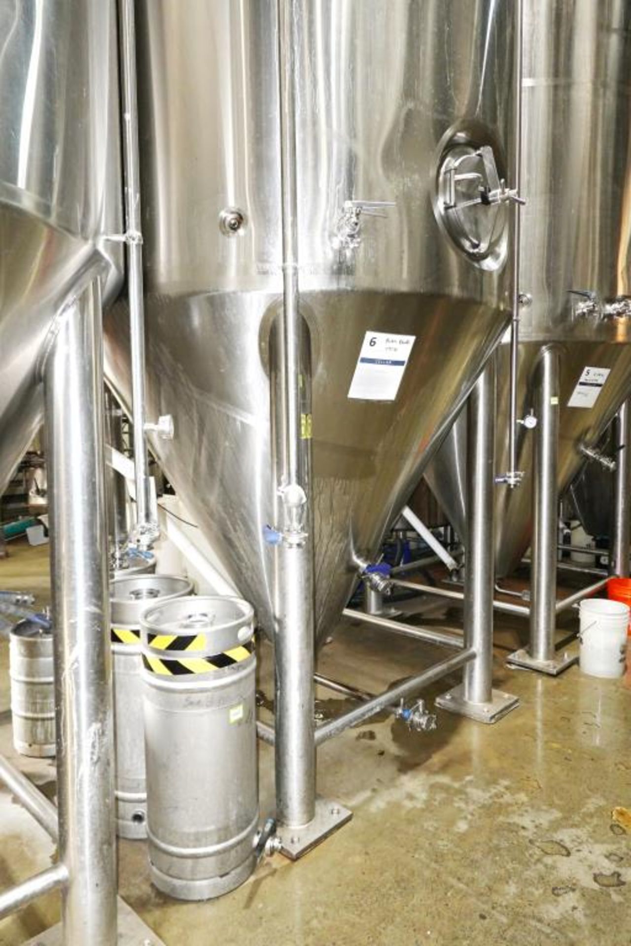 SS 120 BBL Fermenter Tank - Image 6 of 8