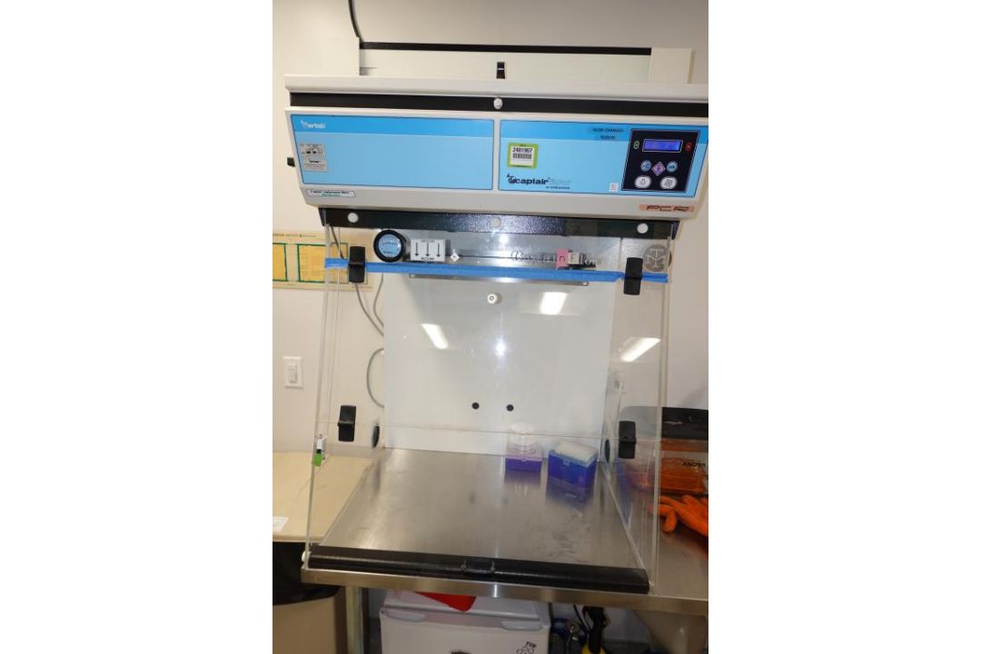 Ductless Hepa Filtering Fume Hood - Image 3 of 7
