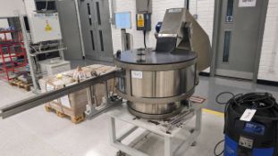 Sarg Vibratory Bowl Feeder with loading hopper