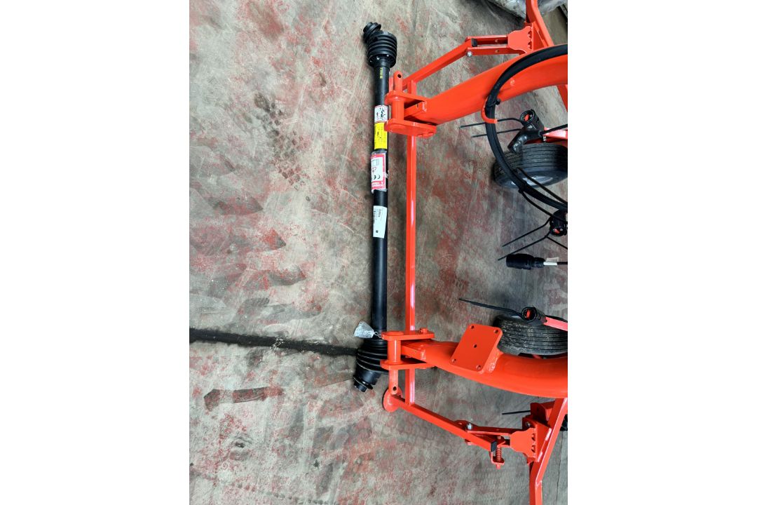 1: Kuhn GF5902, Tedder , Serial Number: KSAA1019E10D00667, Year of Manufacture: 2022 - Image 4 of 5