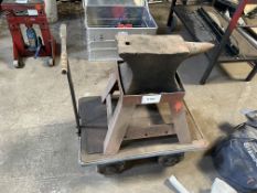 1: Anvil & Stand with Mobile Trolley As Lotted