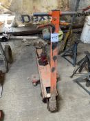 1: 10T Trolley Jack & Bottle Jack As Lotted