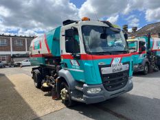 2015 DAF LF 220 FA 16T SWEEP Johnston VT651 - Truck Mounted Sweeper