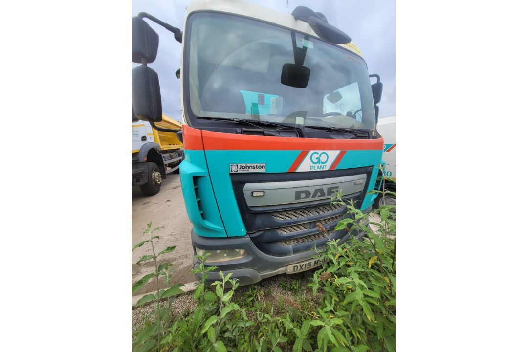 2015 DAF LF 220 FA 16T SWEEP Johnston VT651 - Truck Mounted Sweeper - Image 5 of 7
