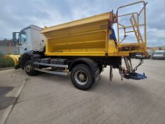 2017 MERCEDES Arocs 4x4 1824 A - Schmidt Stratos B60-36 VES-490U - Schmidt SNK 27 Snowplough - Grit