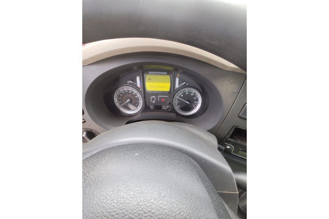 2015 DAF LF 220 FA 16T SWEEP Johnston VT651 - Truck Mounted Sweeper - Image 7 of 7