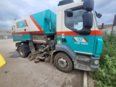 2015 DAF LF 220 FA 16T SWEEP Johnston VT651 - Truck Mounted Sweeper
