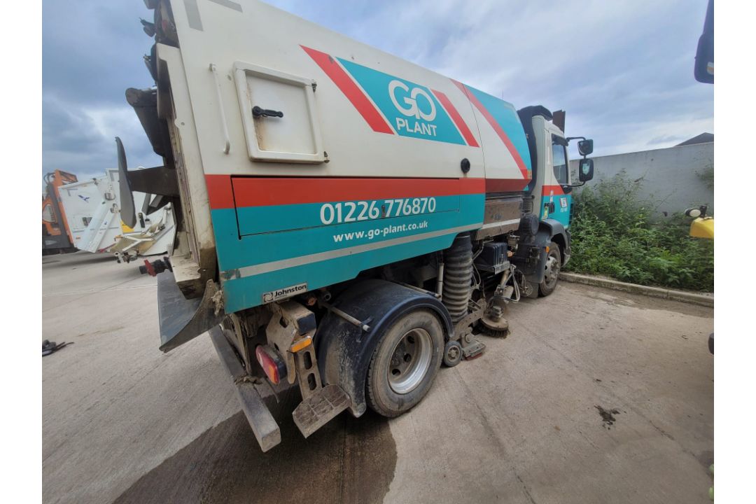 2015 DAF LF 220 FA 16T SWEEP Johnston VT651 - Truck Mounted Sweeper - Image 3 of 7