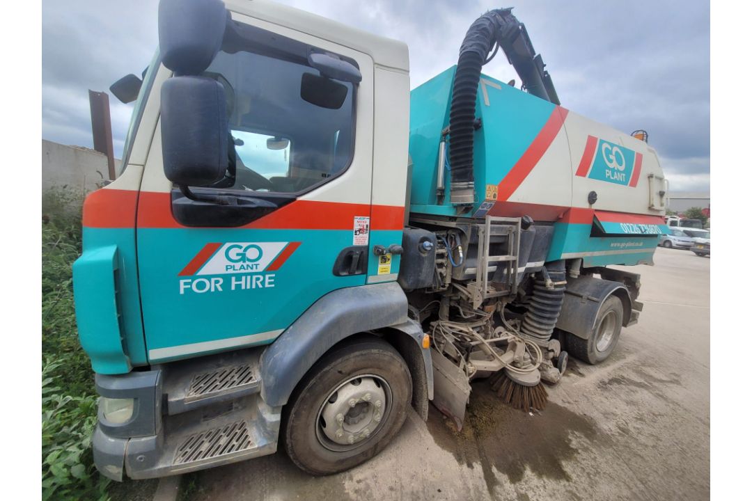 2015 DAF LF 220 FA 16T SWEEP Johnston VT651 - Truck Mounted Sweeper - Image 2 of 7