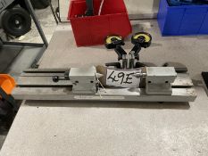 2 Bench Centre Comparitors