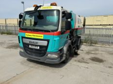 2015 DAF LF 220 FA 16T SWEEP Johnston VT651 - Truck Mounted Sweeper
