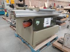 SLIDING TABLE SAW