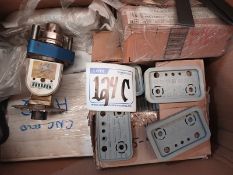 LOT OF ACCESSORIES FOR FELDER MACHINE