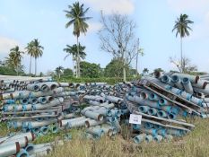 LOT OF (131) APPROXIMATELY EXT. GALVANIZED 90° ELBOWS. THREADED